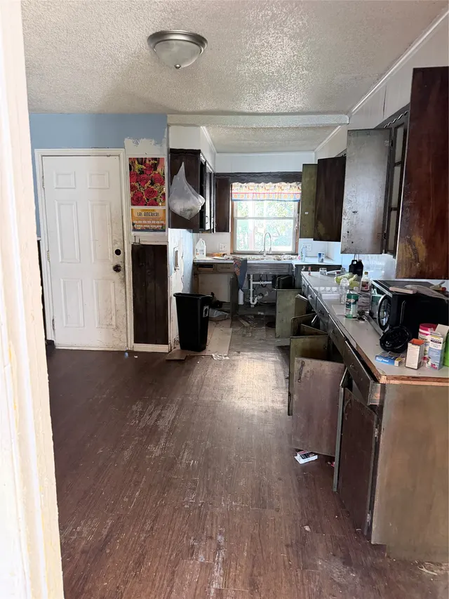 Photo 5 — 3955 E Admiral Court, Tulsa, OK 74115