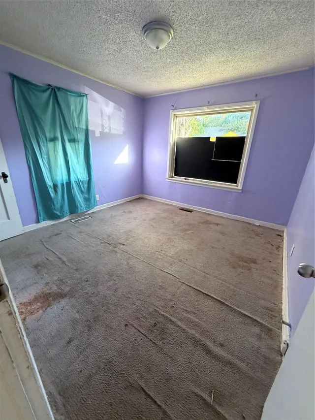 Photo 7 — 3955 E Admiral Court, Tulsa, OK 74115