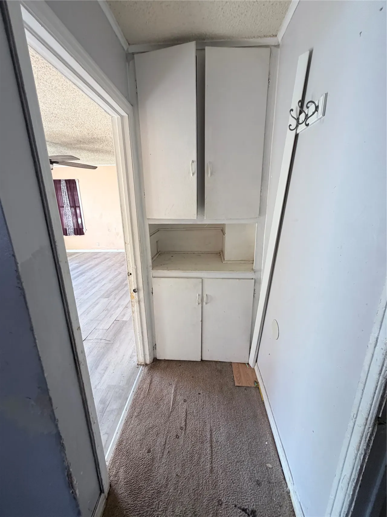 Photo 11 — 3955 E Admiral Court, Tulsa, OK 74115