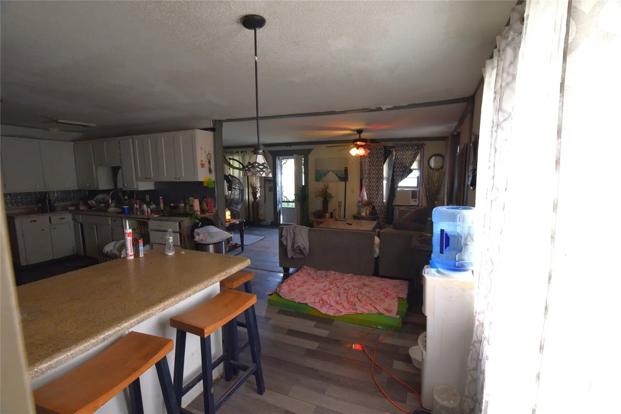 Photo 8 — 1 W Pine Street, Stilwell, OK 74960