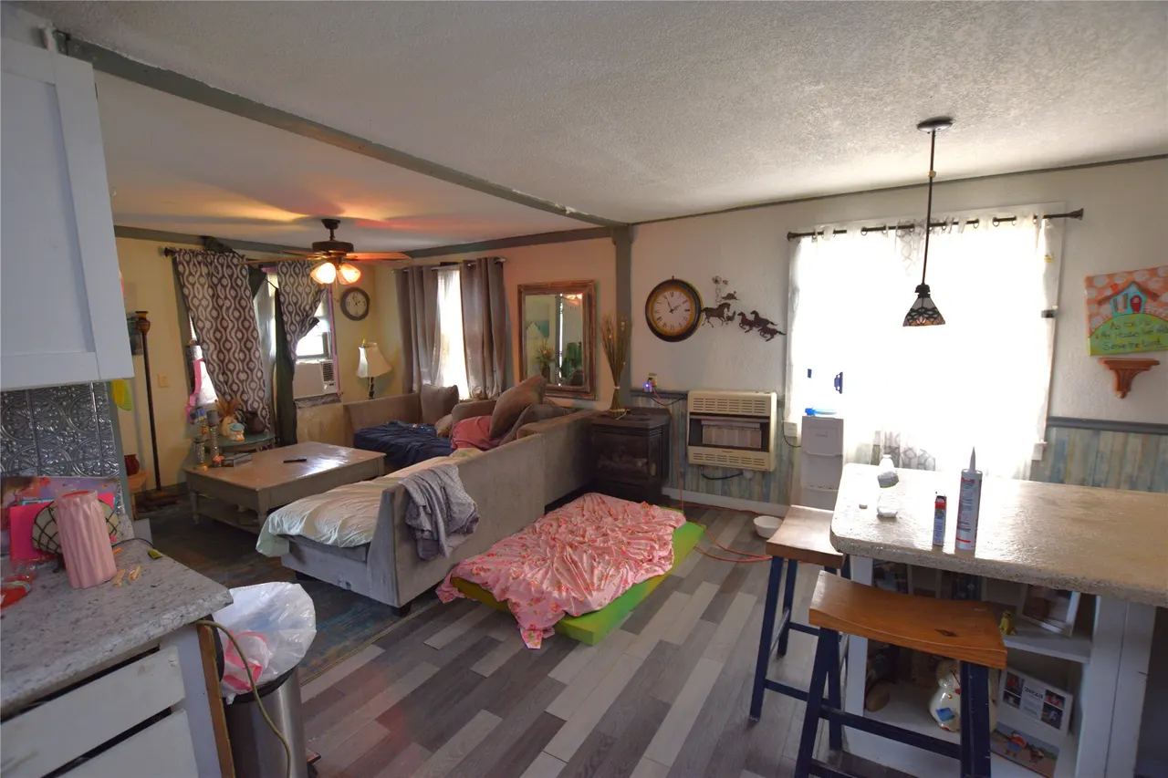Photo 17 — 1 W Pine Street, Stilwell, OK 74960