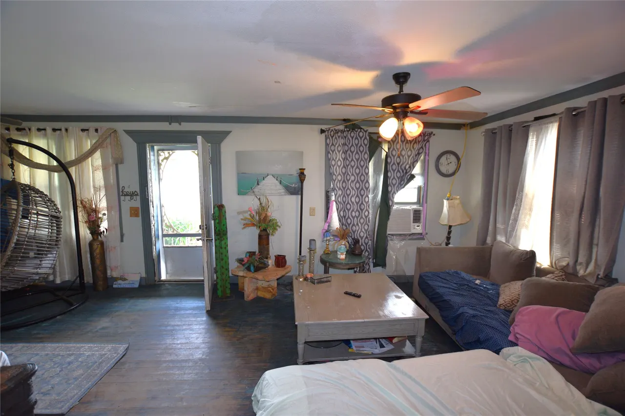 Photo 22 — 1 W Pine Street, Stilwell, OK 74960