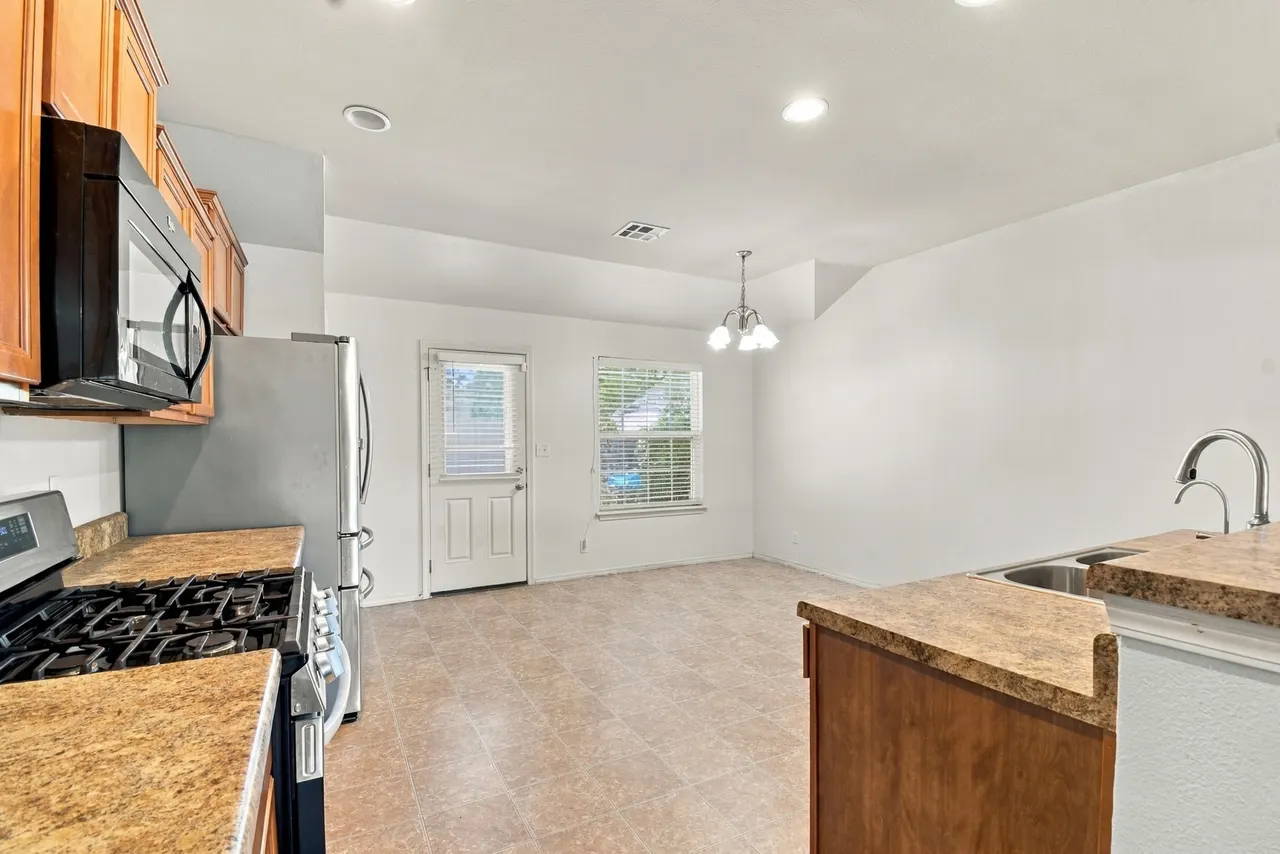 Photo 12 — 8535 E 126th Place S, Bixby, OK 74008