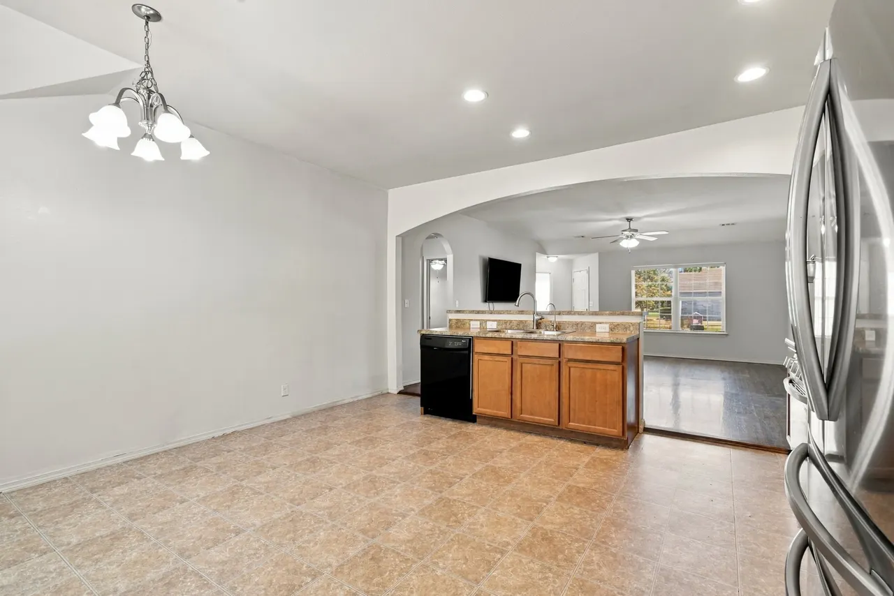 Photo 11 — 8535 E 126th Place S, Bixby, OK 74008