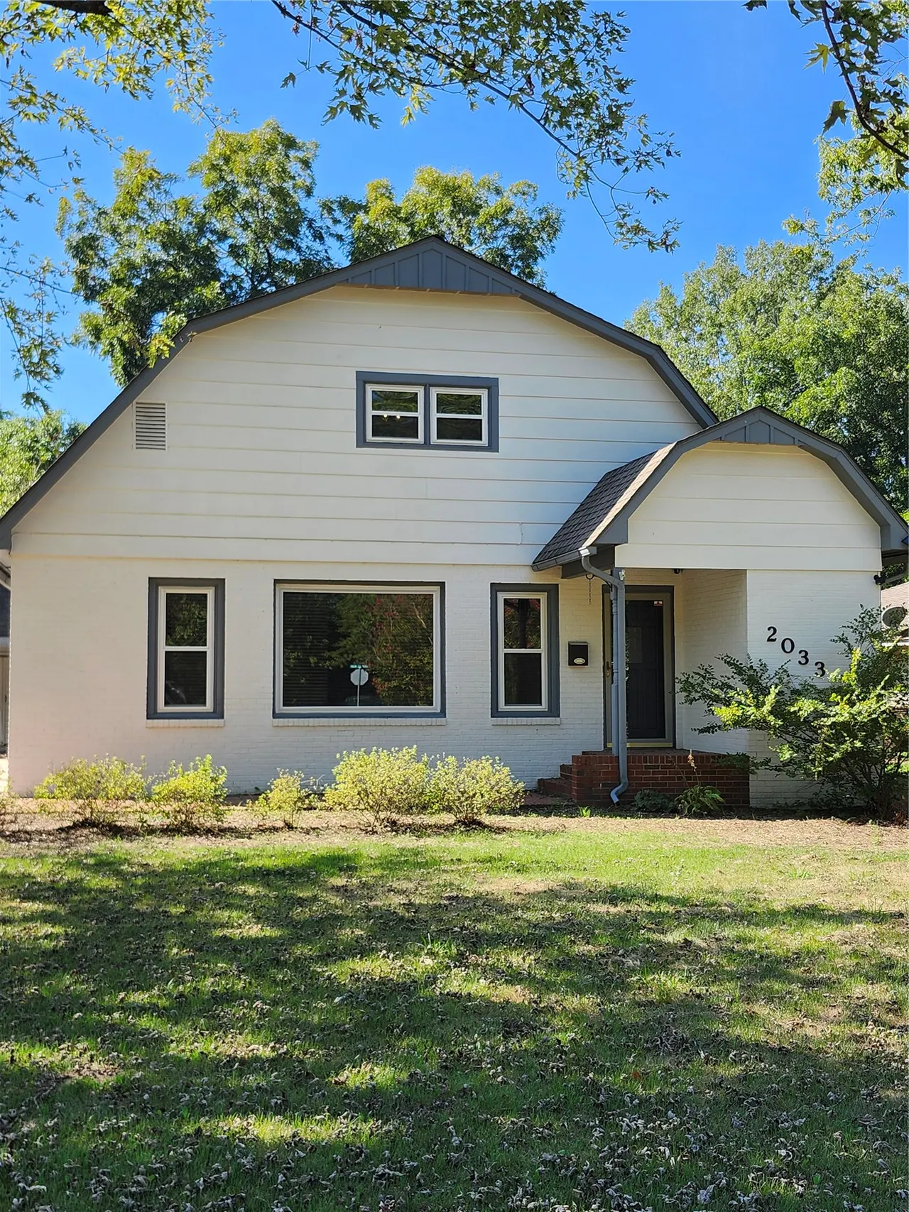 Front exterior — 2033 Haskell Boulevard, Muskogee, OK 74403
