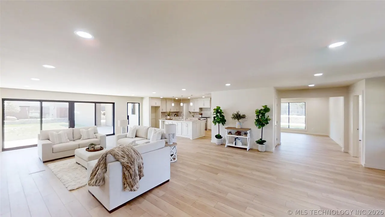 Photo 11 — 2200 Cloverleaf Place, Ardmore, OK 73401