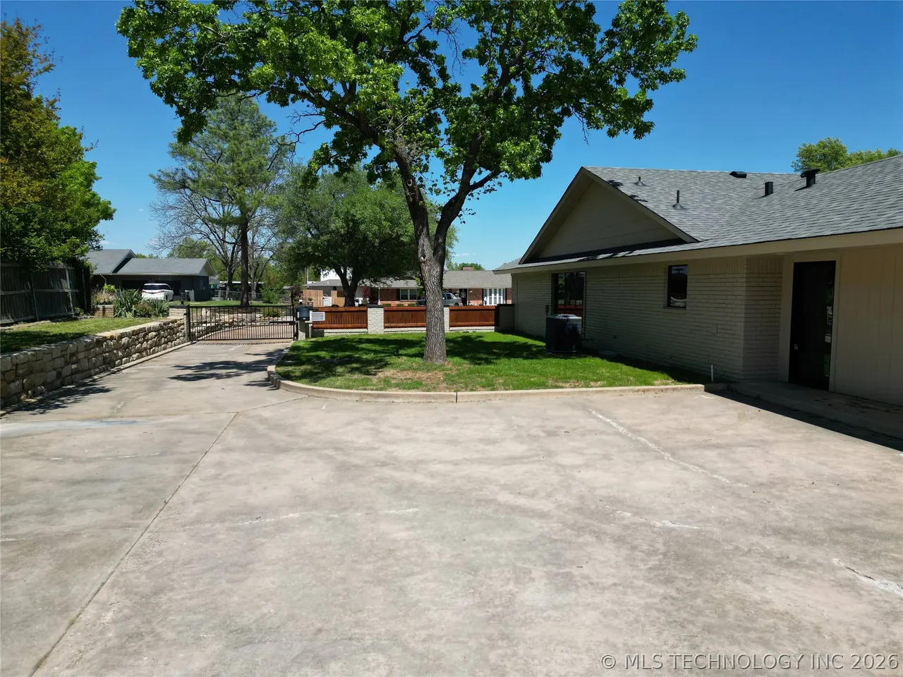 Photo 60 — 2200 Cloverleaf Place, Ardmore, OK 73401