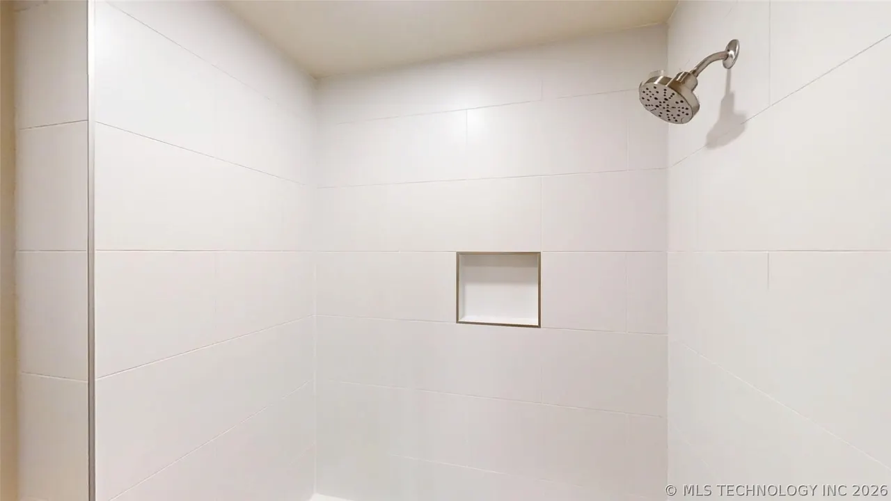 Photo 32 — 2200 Cloverleaf Place, Ardmore, OK 73401