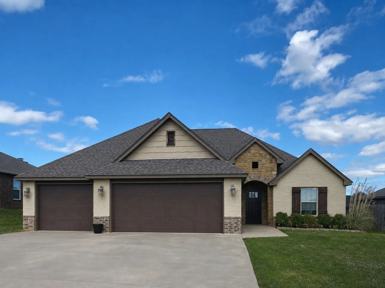 Front exterior — 1300 Midway Road, Claremore, OK 74019