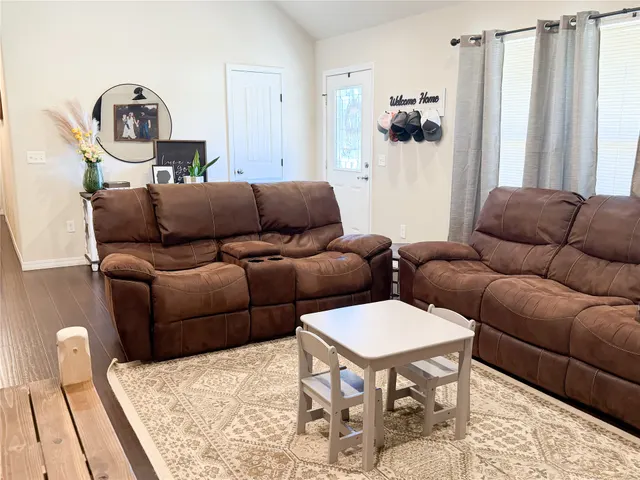 Photo 2 — 59 Founders Lane, Durant, OK 74701