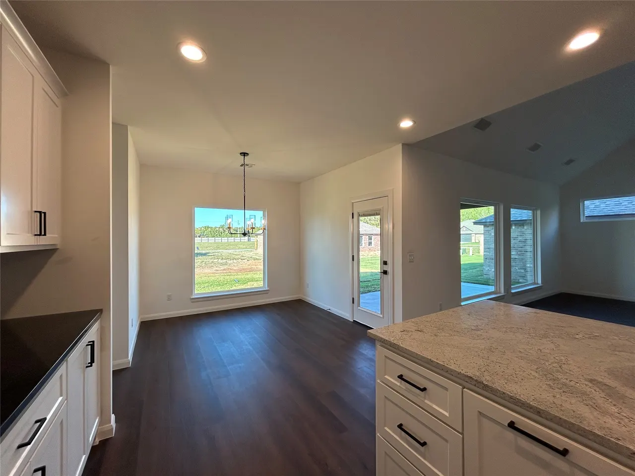 Photo 11 — 10405 E 132nd Street S, Bixby, OK 74008