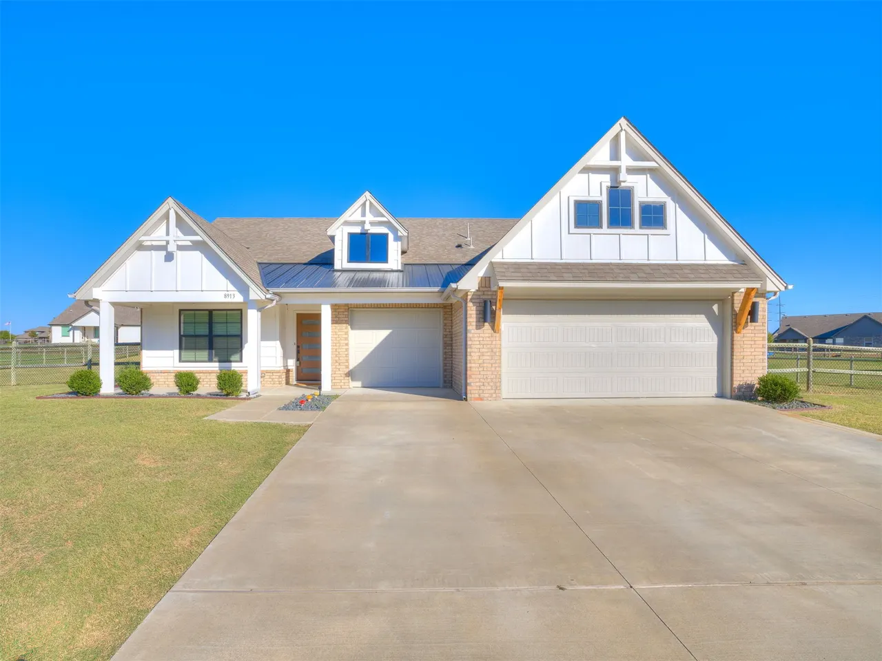 Front exterior — 8913 N 63rd Avenue E, Owasso, OK 74055