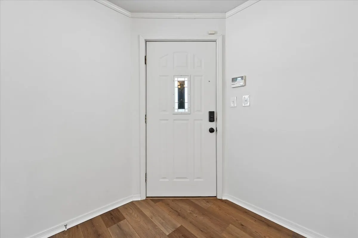 Photo 7 — 3527 E 4th Place, Tulsa, OK 74112
