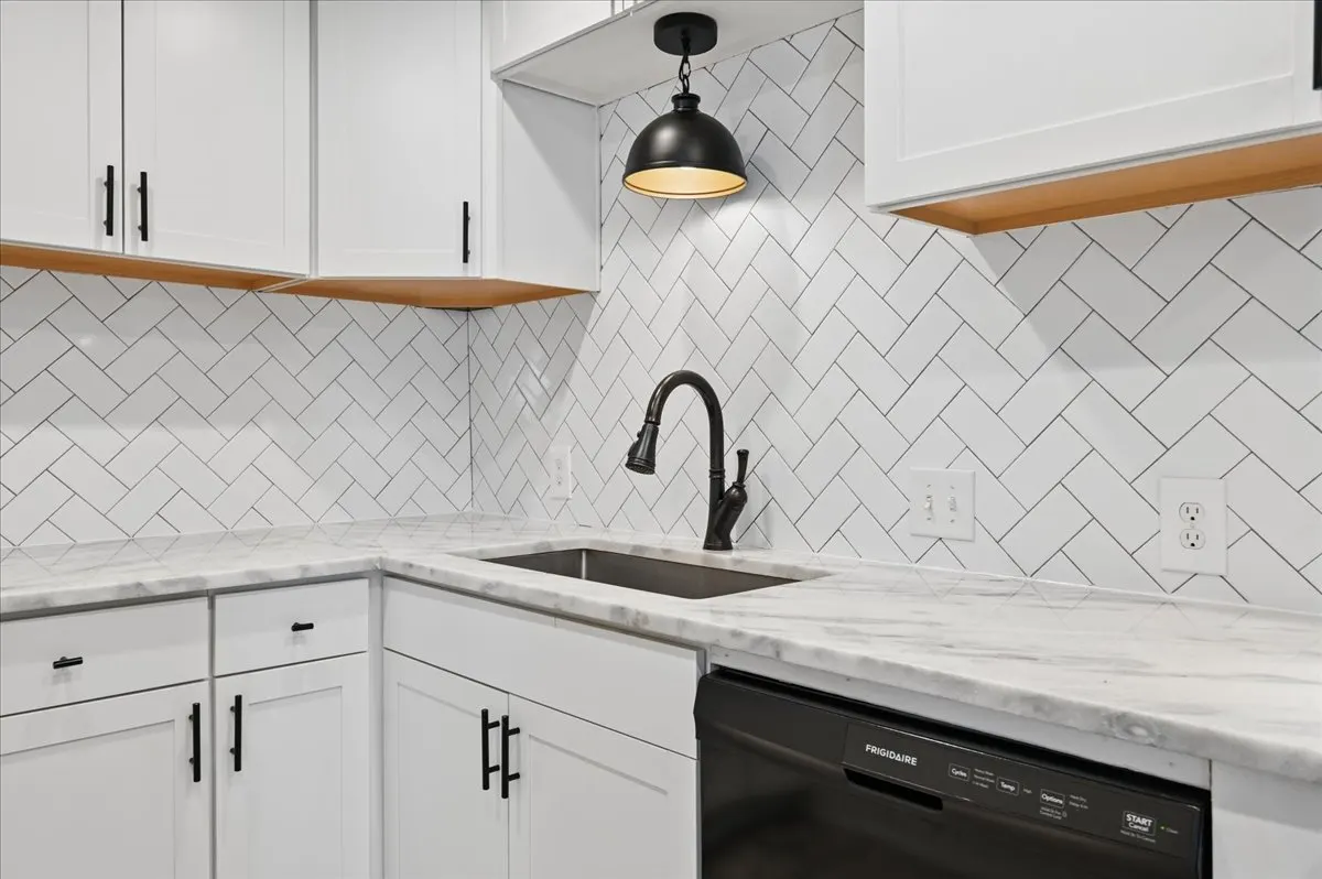 Photo 17 — 3527 E 4th Place, Tulsa, OK 74112