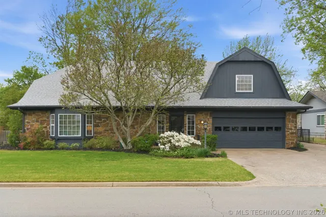 Photo 2 — 508 Meadowood Drive, Broken Arrow, OK 74011