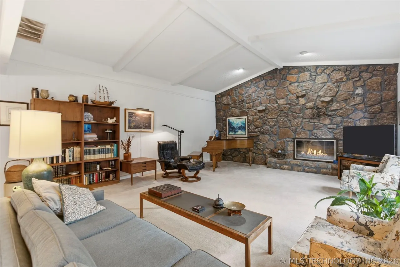 Photo 4 — 508 Meadowood Drive, Broken Arrow, OK 74011