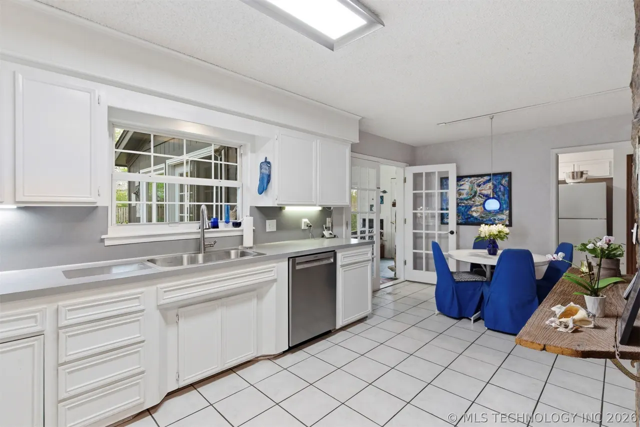 Photo 11 — 508 Meadowood Drive, Broken Arrow, OK 74011