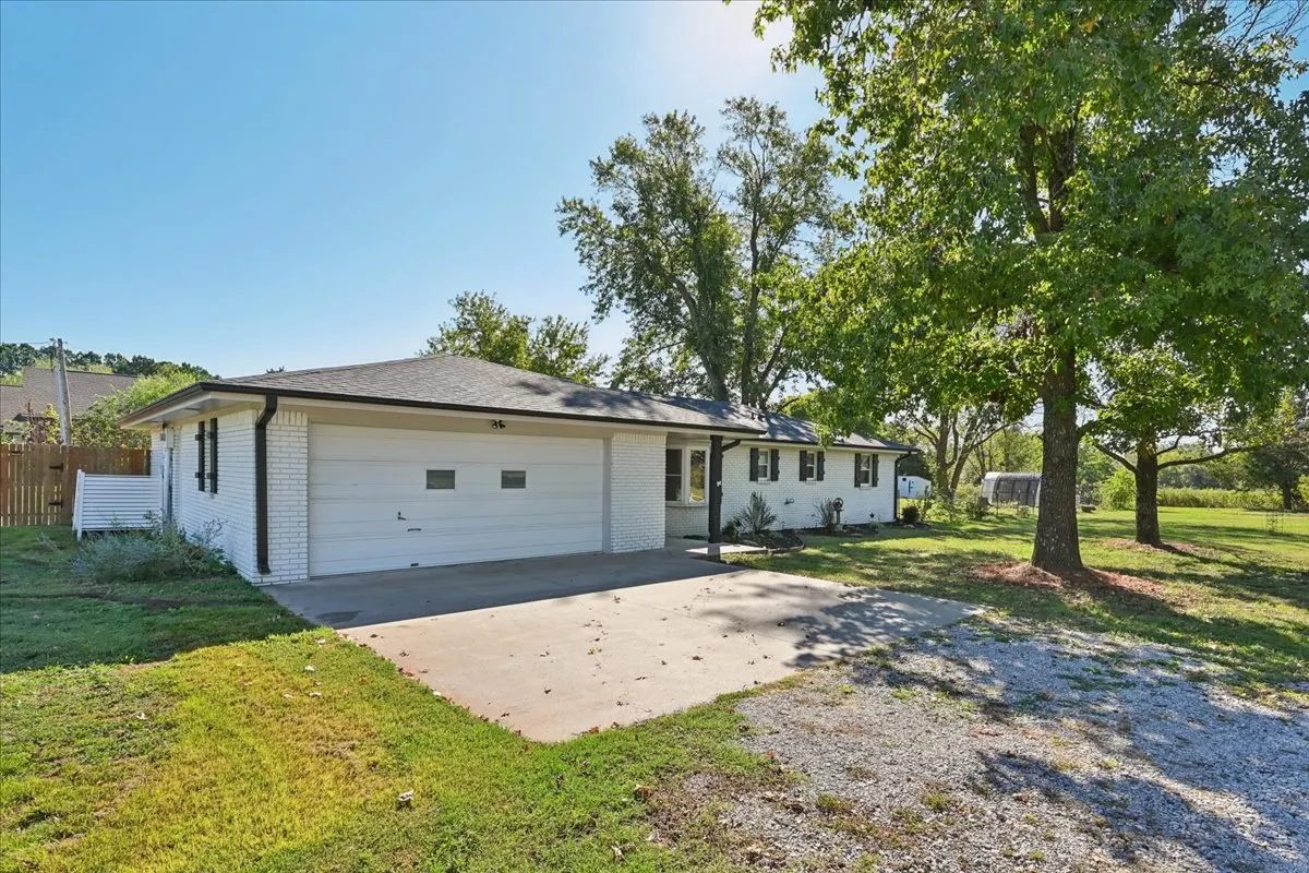 Photo 4 — 19676 E Highland Road, Inola, OK 74036