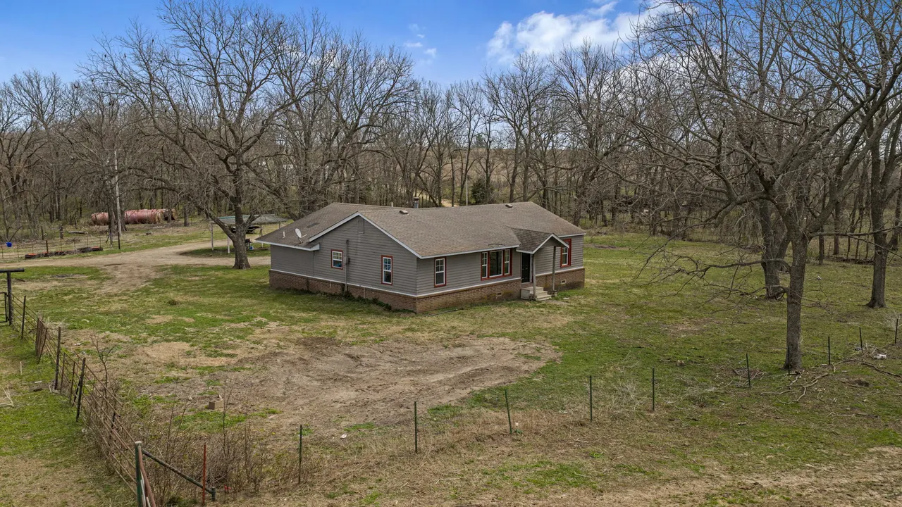 Photo 7 — 30740 N 3996, Ramona, OK 74061