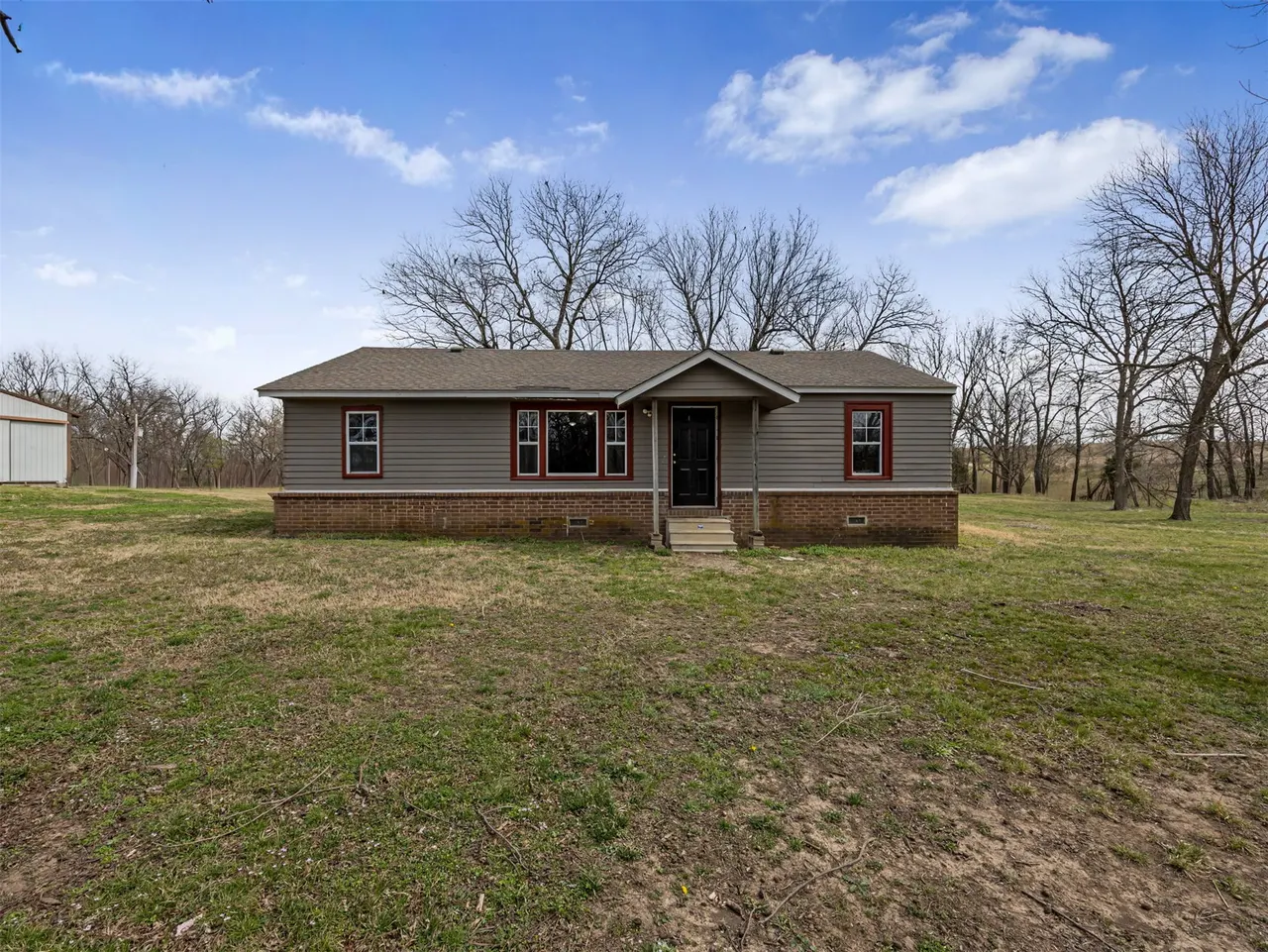 Front exterior — 30740 N 3996, Ramona, OK 74061