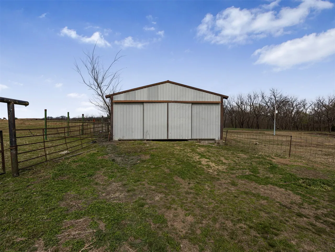 Photo 41 — 30740 N 3996, Ramona, OK 74061