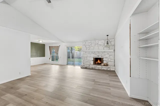 Photo 3 — 7732 S 69 EastPlace S, Tulsa, OK 74133