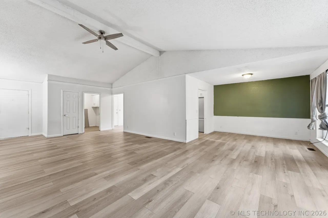 Photo 4 — 7732 S 69 EastPlace S, Tulsa, OK 74133