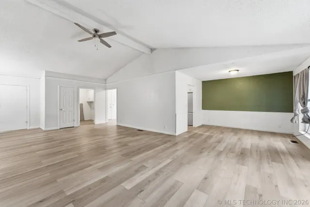 Photo 4 — 7732 S 69 EastPlace S, Tulsa, OK 74133