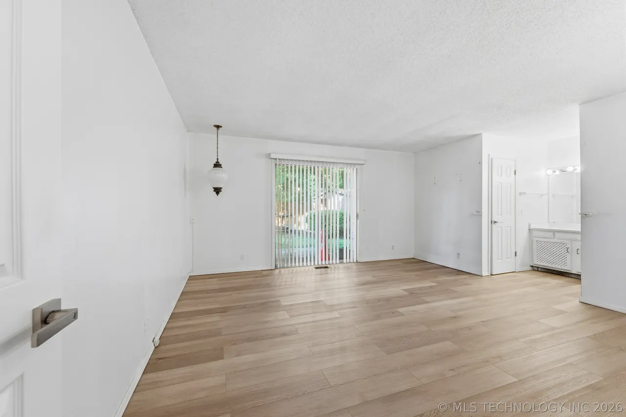 Photo 10 — 7732 S 69 EastPlace S, Tulsa, OK 74133