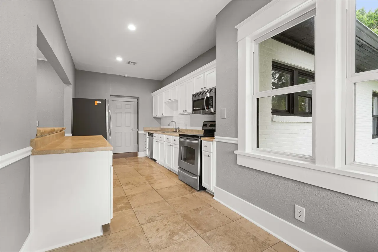 Photo 9 — 575 N 7th Street, Muskogee, OK 74401