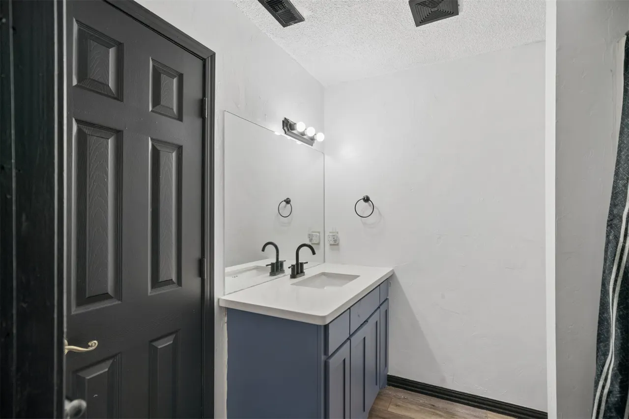 Photo 9 — 4826 S Linwood Drive, Sand Springs, OK 74063