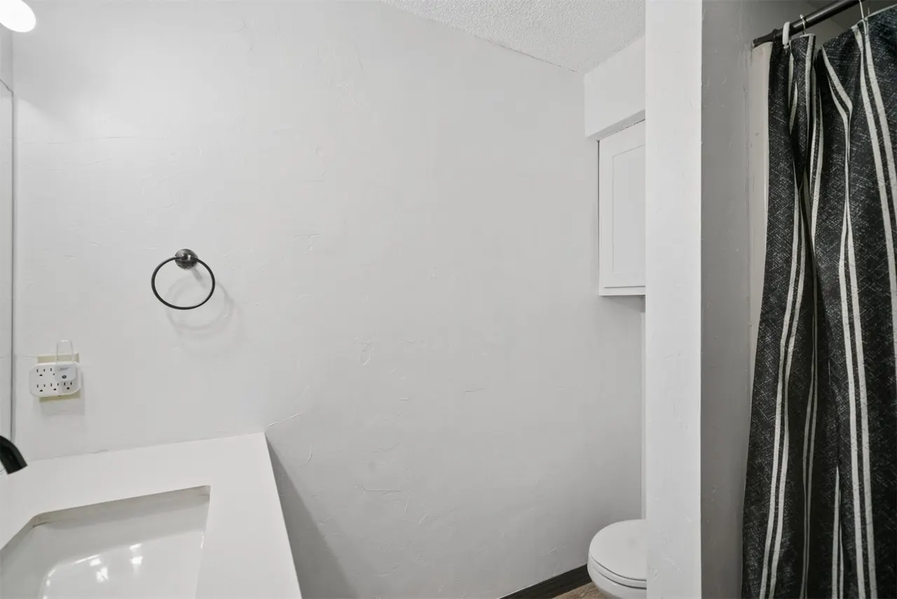 Photo 10 — 4826 S Linwood Drive, Sand Springs, OK 74063