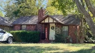 Front exterior — 1813 W Oak Street, Collinsville, OK 74021