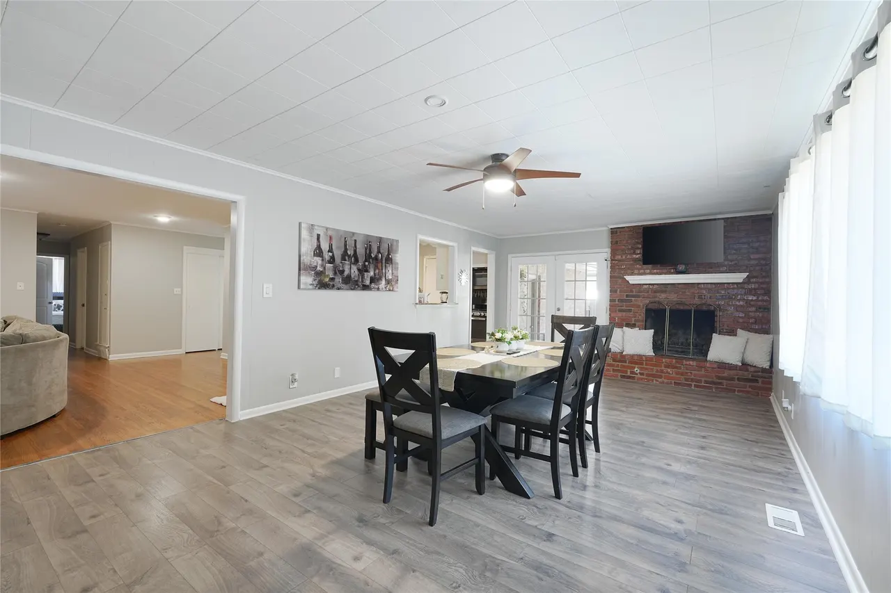 Photo 13 — 2407 S Norwood Avenue, Tulsa, OK 74114