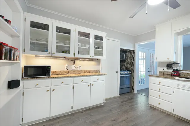 Photo 4 — 2407 S Norwood Avenue, Tulsa, OK 74114