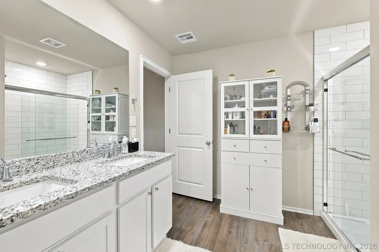Photo 21 — 1014 Shasta Lane E, Mannford, OK 74044