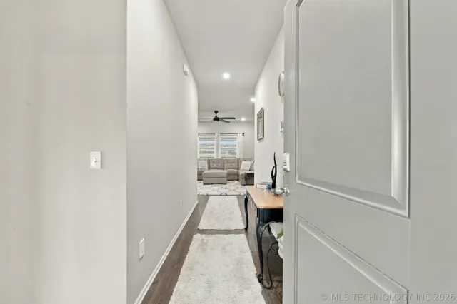 Photo 3 — 1014 Shasta Lane E, Mannford, OK 74044