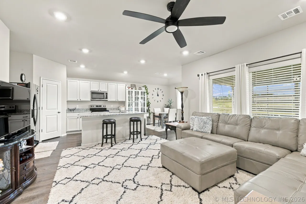 Photo 5 — 1014 Shasta Lane E, Mannford, OK 74044