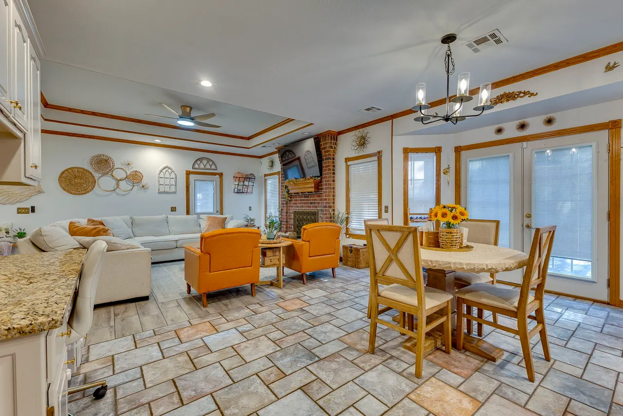 Photo 6 — 9892 E Shadowlake Drive, Claremore, OK 74017