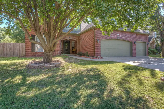 Photo 3 — 405 N Aster Avenue, Broken Arrow, OK 74012