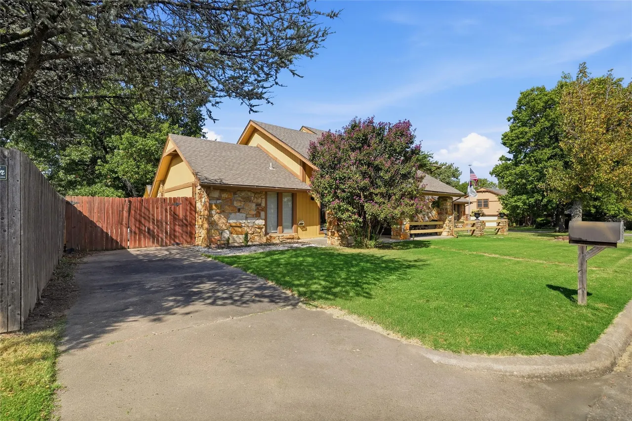 Photo 9 — 6122 S 75th EastAvenue, Tulsa, OK 74133