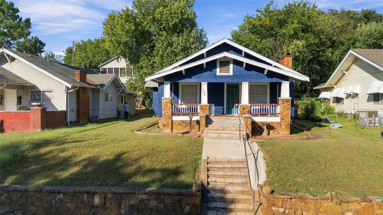 Front exterior — 212 N Rosedale Avenue, Tulsa, OK 74127