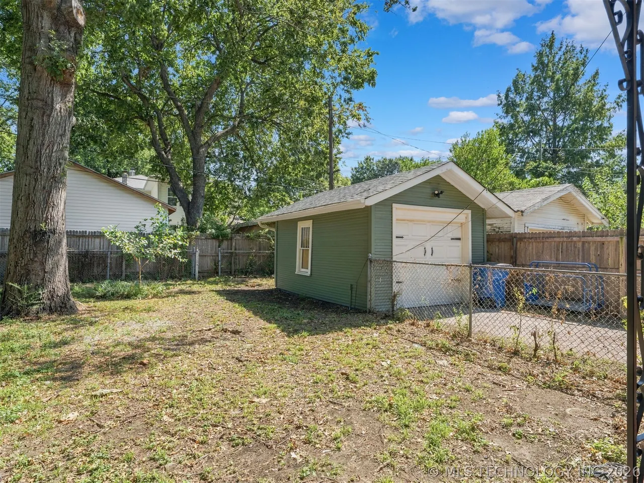 Photo 32 — 1123 S Newport Avenue, Tulsa, OK 74120
