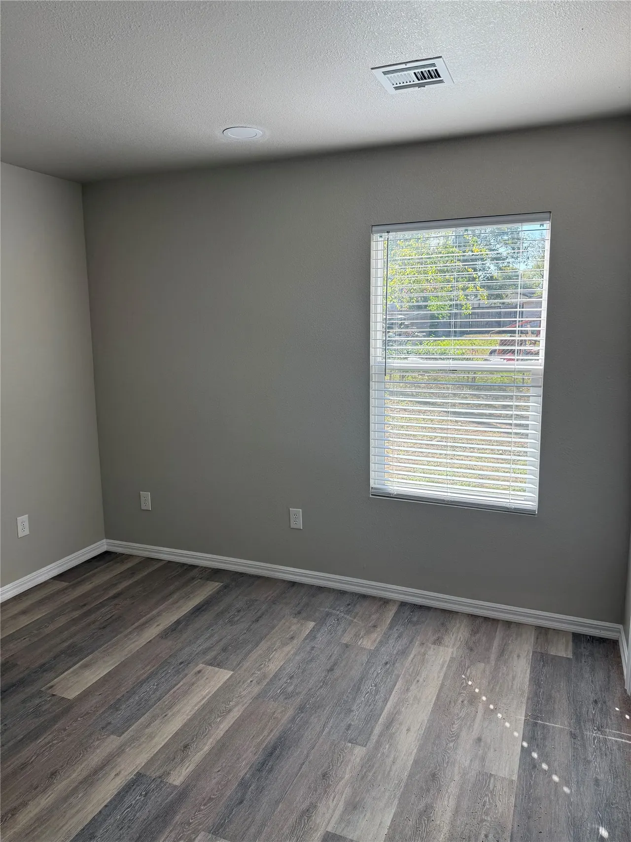 Photo 13 — 511 W Harrison, Chouteau, OK 74337