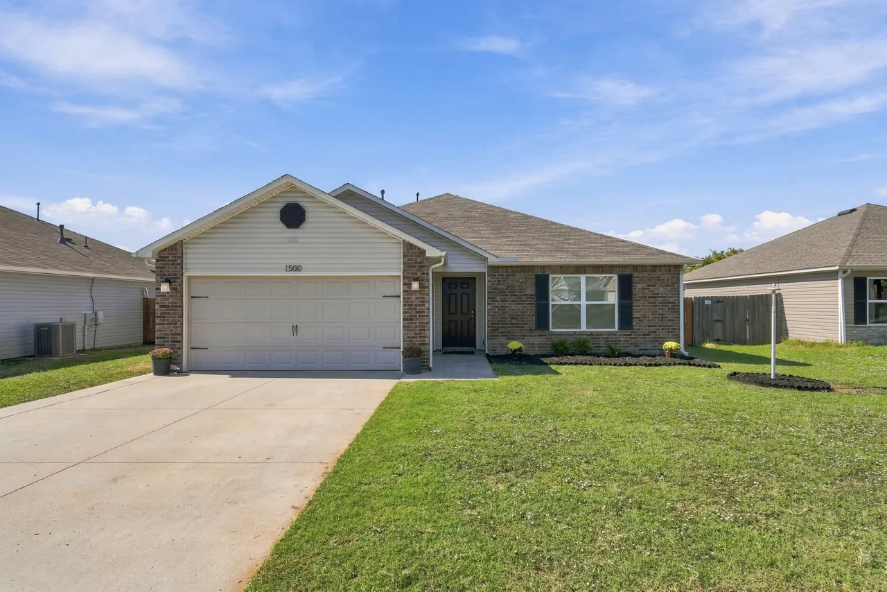 Front exterior — 1500 S 28th Street, Broken Arrow, OK 74014