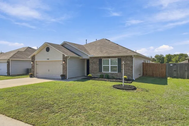 Photo 3 — 1500 S 28th Street, Broken Arrow, OK 74014