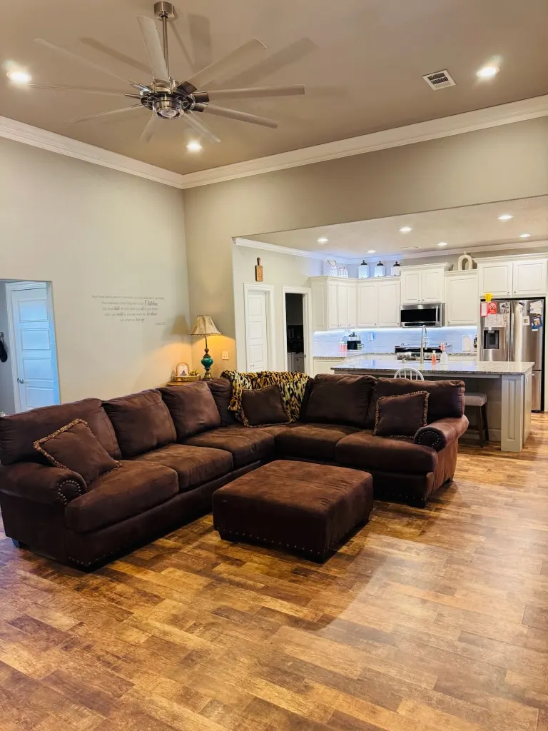 Photo 4 — 573 Edgewood Circle, Durant, OK 74701