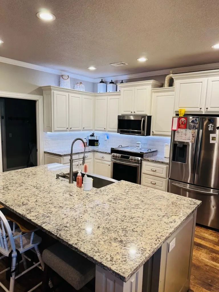 Photo 11 — 573 Edgewood Circle, Durant, OK 74701