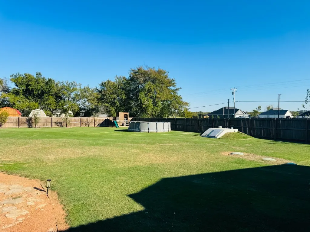 Photo 17 — 573 Edgewood Circle, Durant, OK 74701