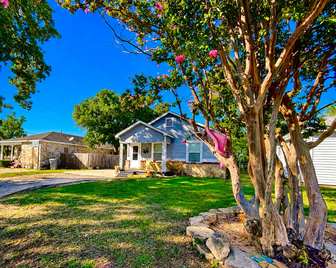 Photo 2 — 1717 SW 1st Avenue, Ardmore, OK 73401